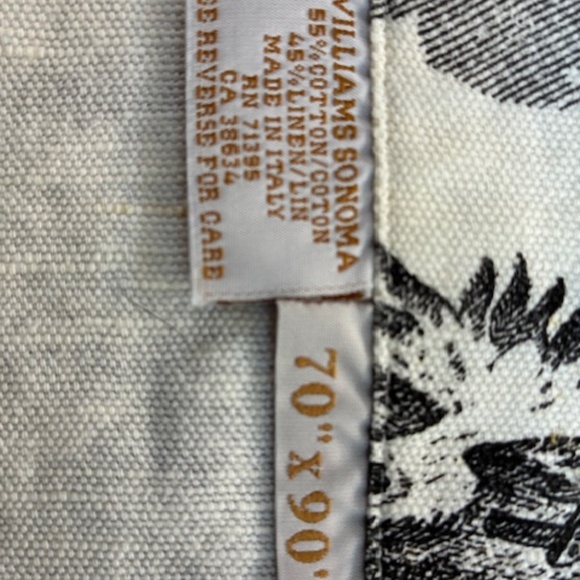 French Toile Tablecloth - Picture 2 of 2